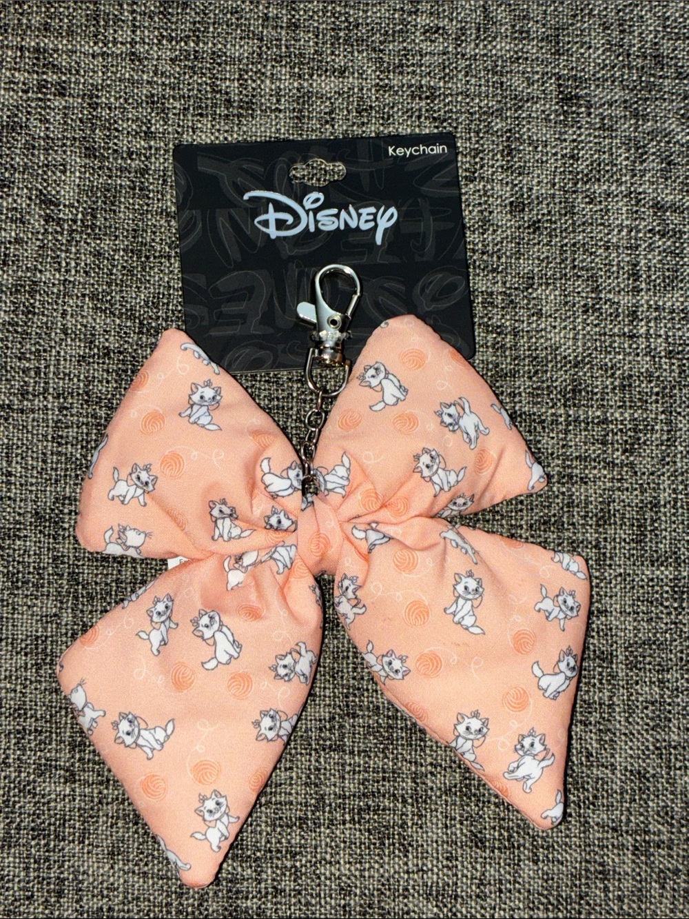 Disney Marie Peach puffy bow keychain